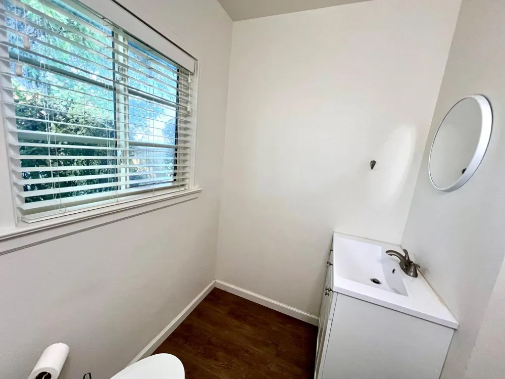 6819 E Dinuba Ave Fowler, CA 93625