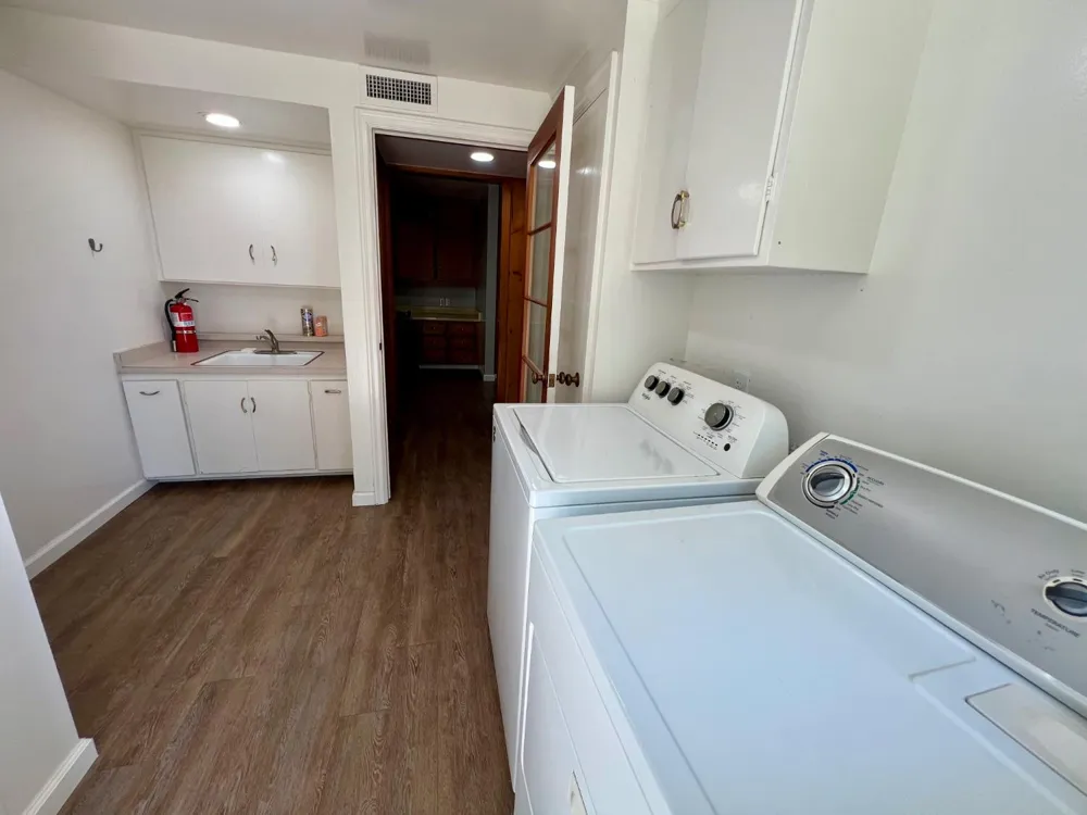 6819 E Dinuba Ave Fowler, CA 93625