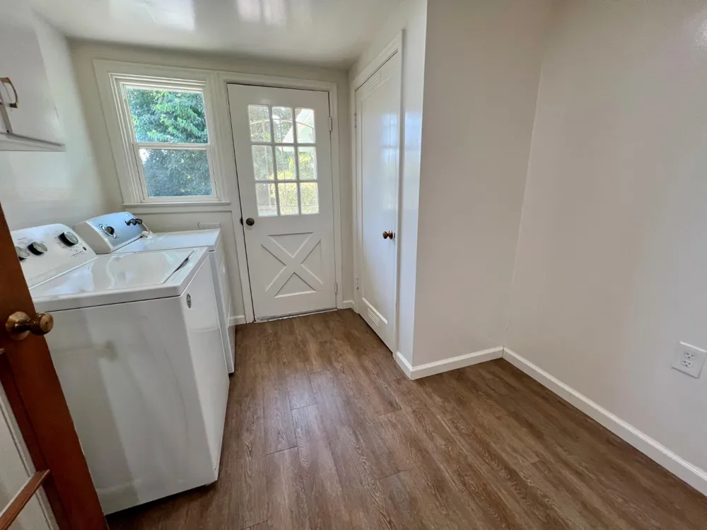 6819 E Dinuba Ave Fowler, CA 93625