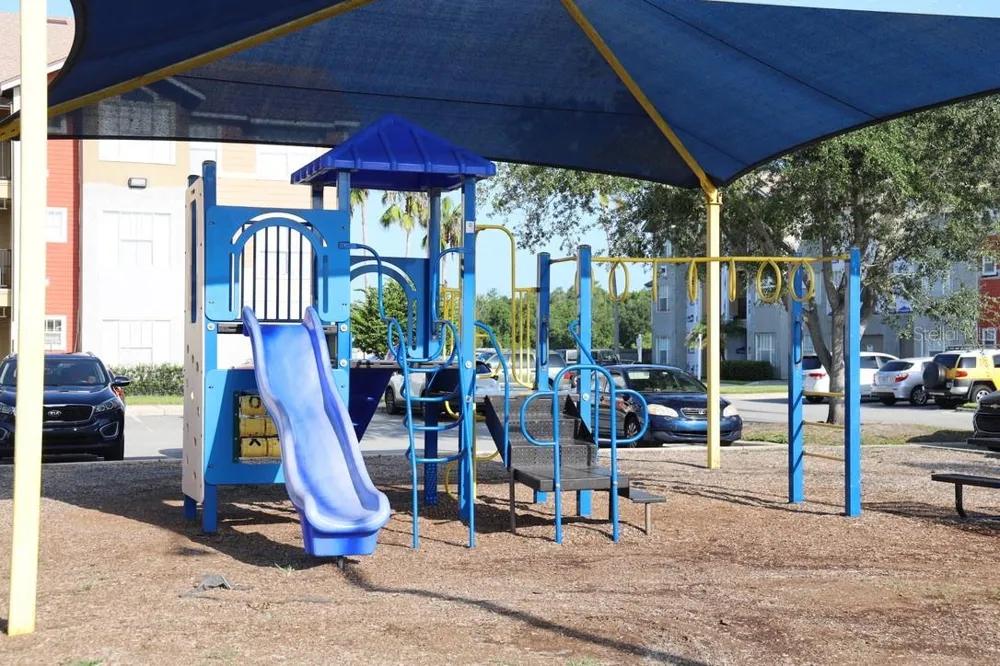 2217 GRAND CAYMAN COURT #1236 Kissimmee, FL 34741