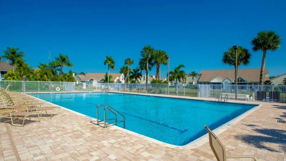 1828 AYNSLEY WAY #1 Vero Beach, FL 32966