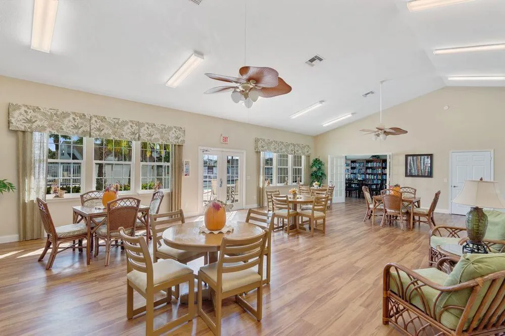 1828 AYNSLEY WAY #1 Vero Beach, FL 32966