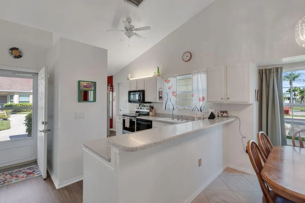1828 AYNSLEY WAY #1 Vero Beach, FL 32966