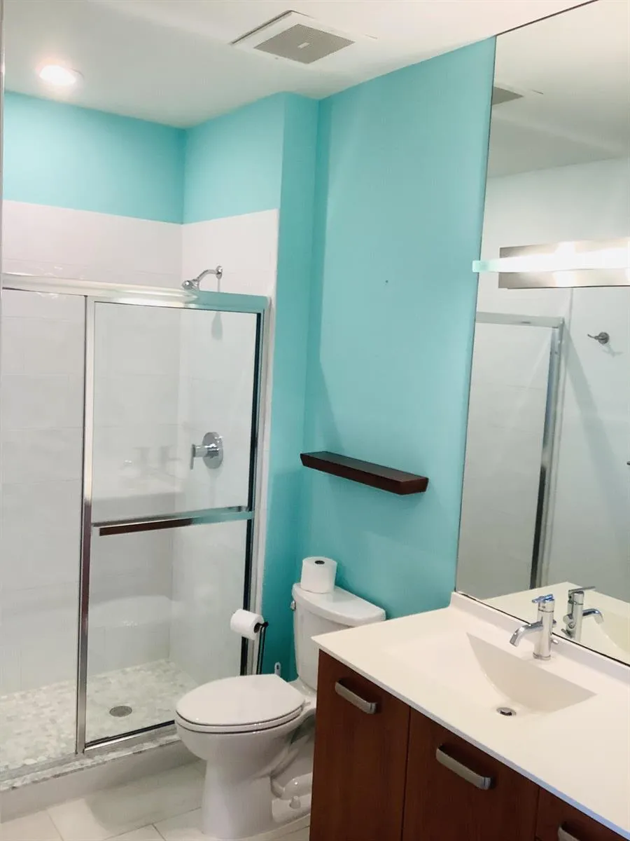 313 NE 2ND STREET #305 Fort Lauderdale, FL 33301
