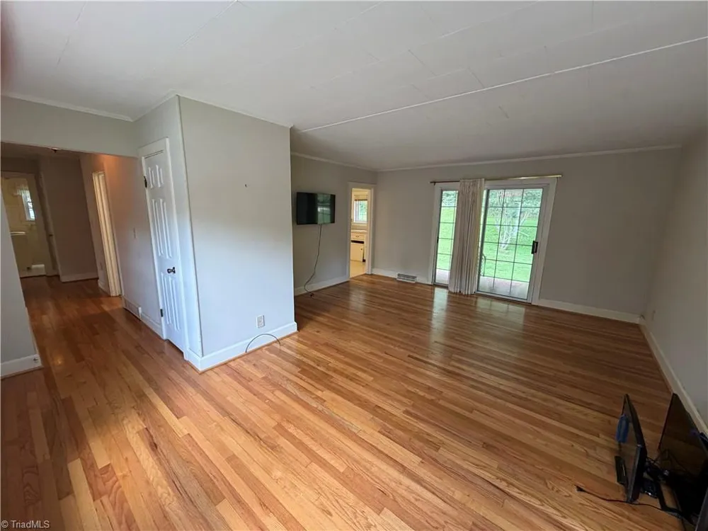 219 E Church Street Mount Airy, NC 27030