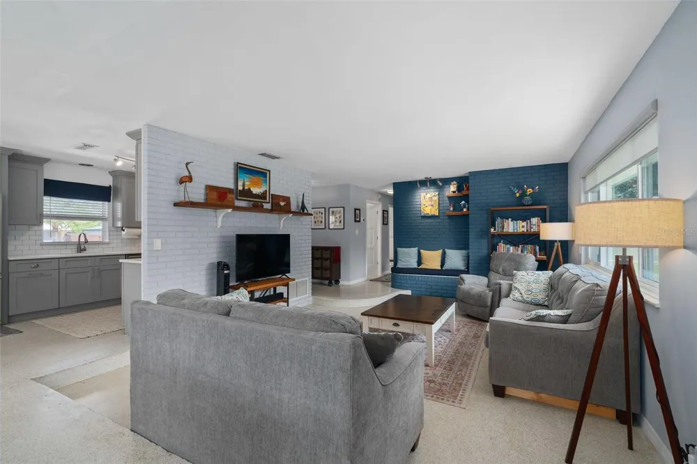 2824 PRINCE JOHN ROAD Winter Park, FL 32792