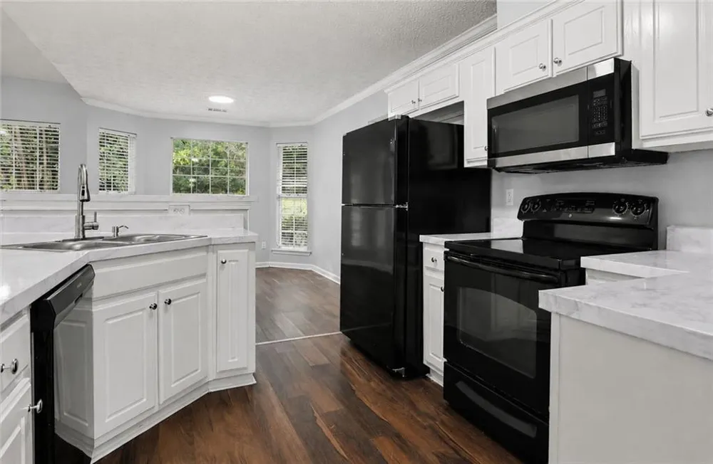 250 Dillion Drive Hampton, GA 30228