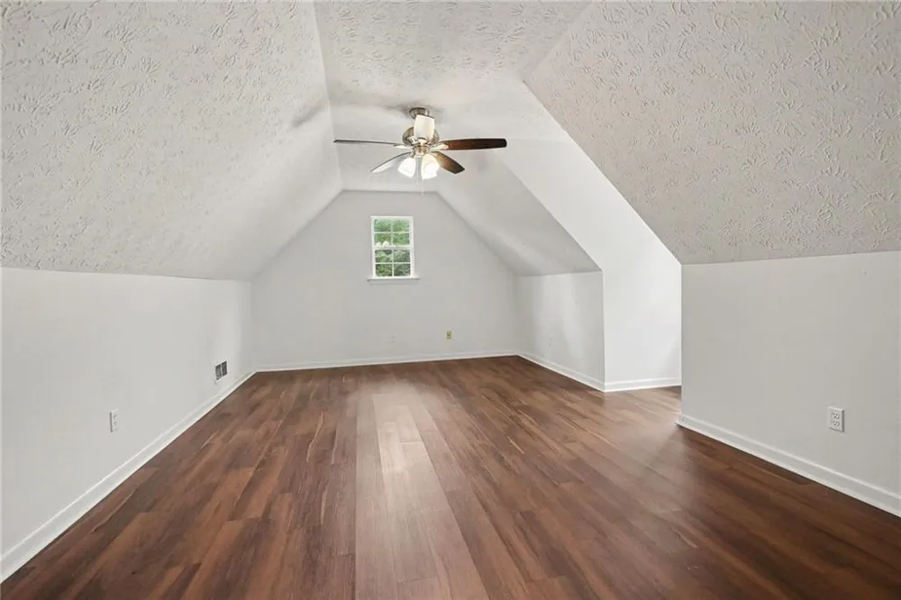 250 Dillion Drive Hampton, GA 30228