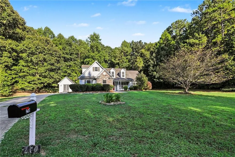 250 Dillion Drive Hampton, GA 30228