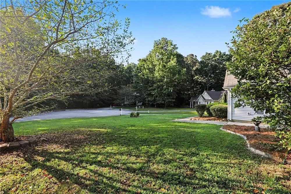 250 Dillion Drive Hampton, GA 30228
