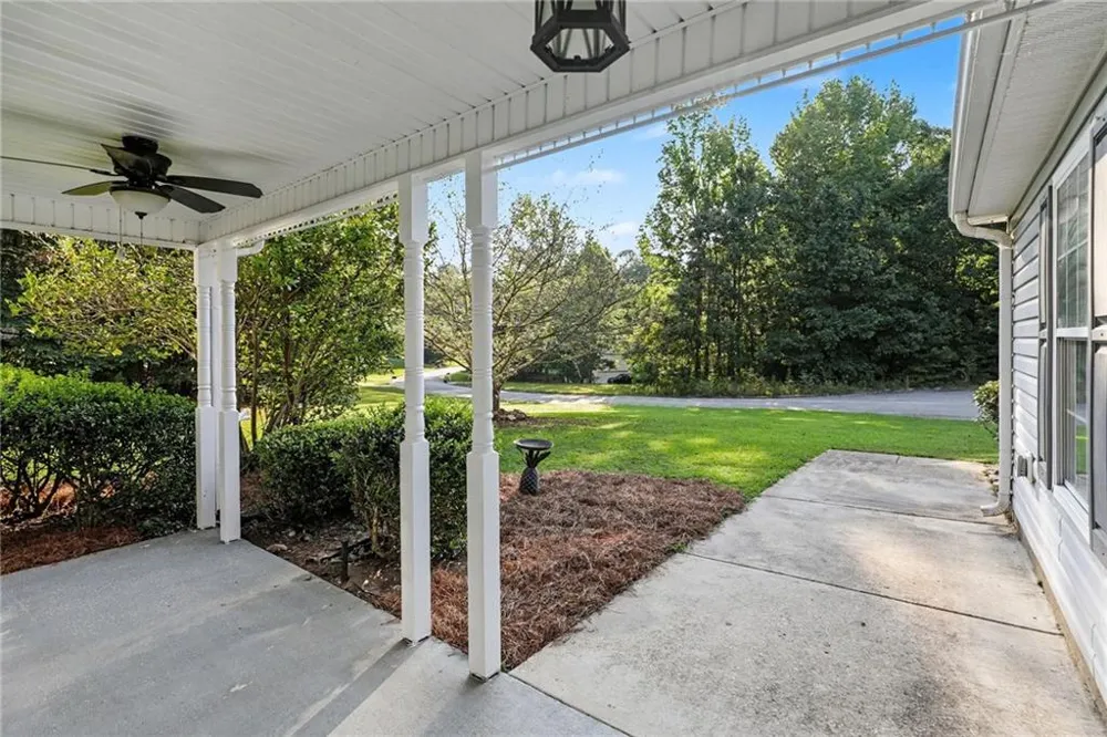 250 Dillion Drive Hampton, GA 30228