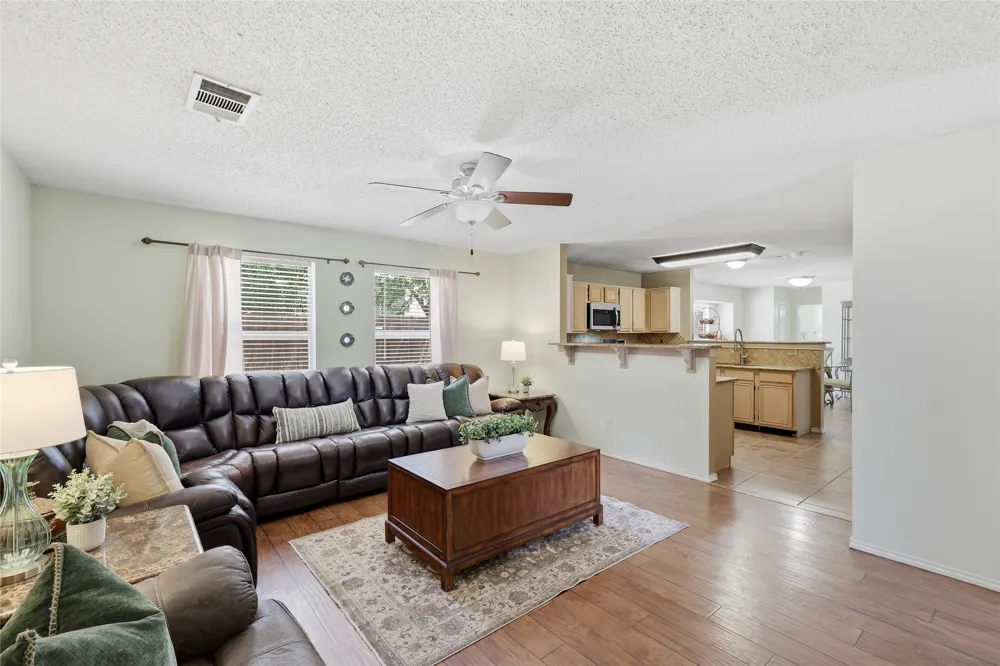 2701 Vistaview Drive Corinth, TX 76210