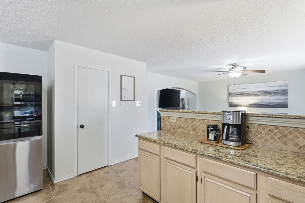 2701 Vistaview Drive Corinth, TX 76210