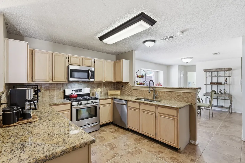 2701 Vistaview Drive Corinth, TX 76210