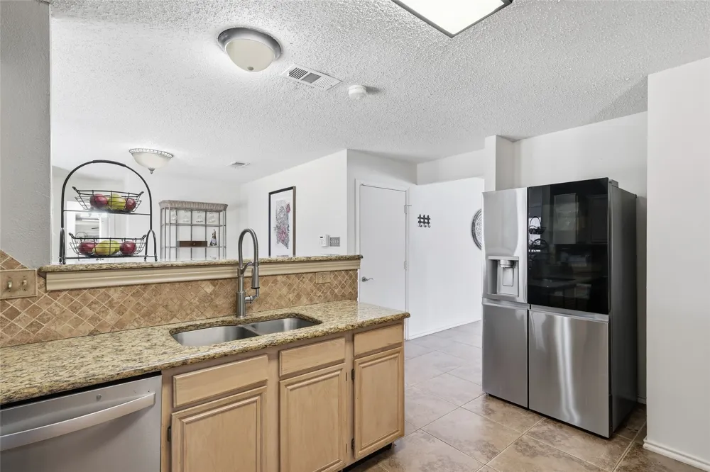 2701 Vistaview Drive Corinth, TX 76210