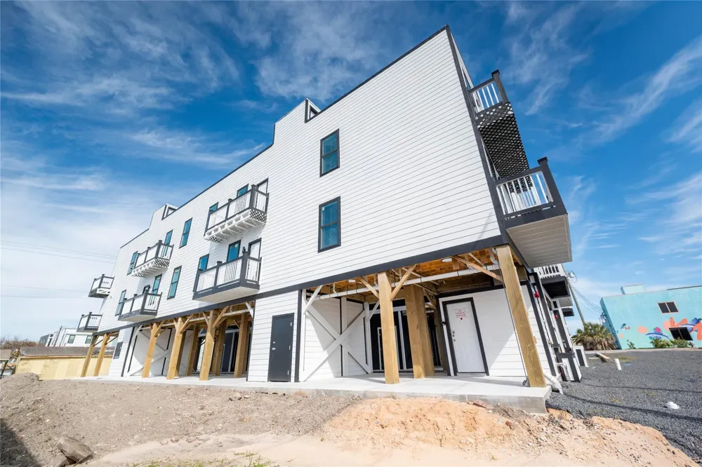 807 Avenue K #G Galveston, TX 77550