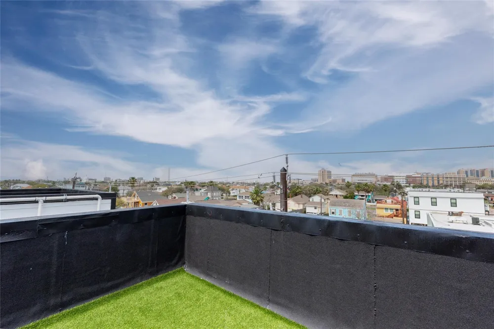 807 Avenue K #G Galveston, TX 77550