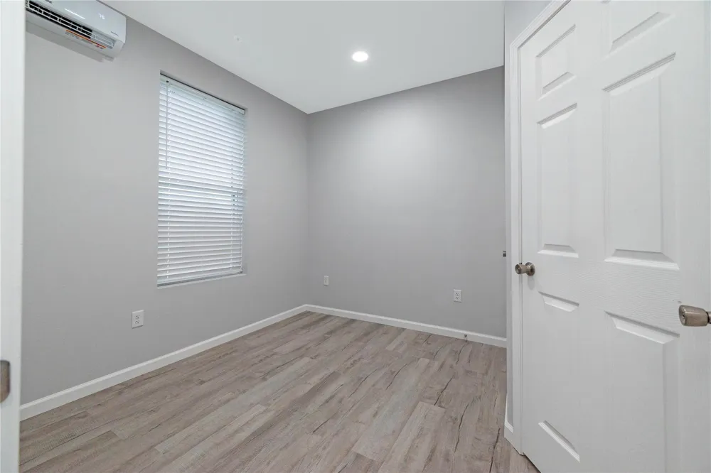 807 Avenue K #G Galveston, TX 77550