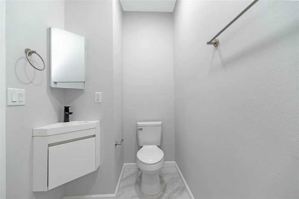 807 Avenue K #G Galveston, TX 77550
