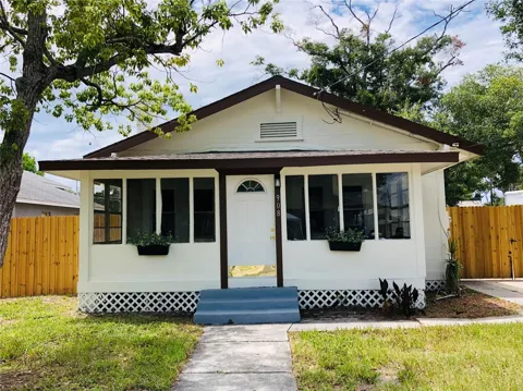 908 VINE AVENUE