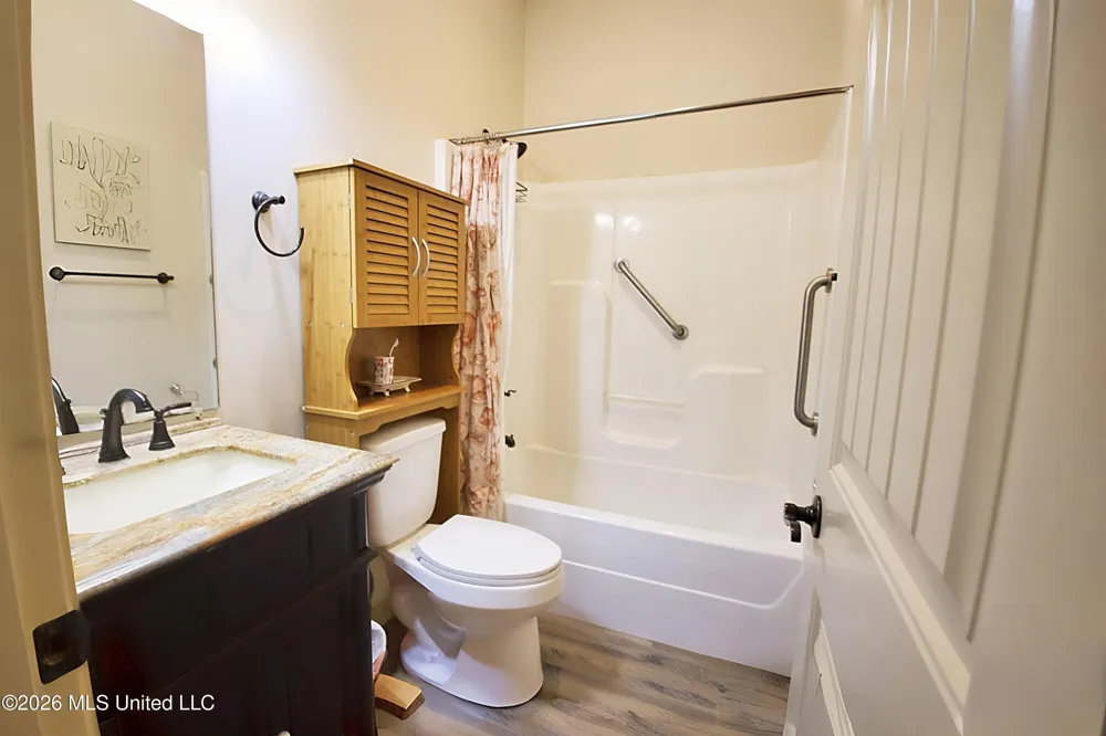 4384 Susan Lane Hernando, MS 38632