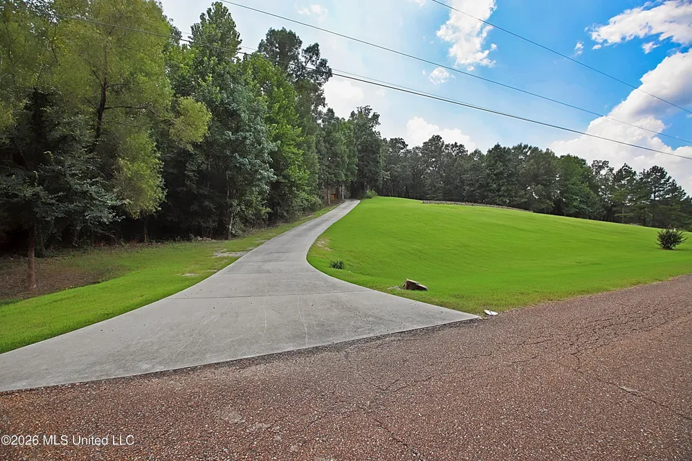 4384 Susan Lane Hernando, MS 38632