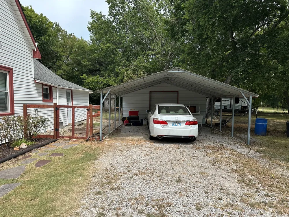 3558 Brock Road Ardmore, OK 73401