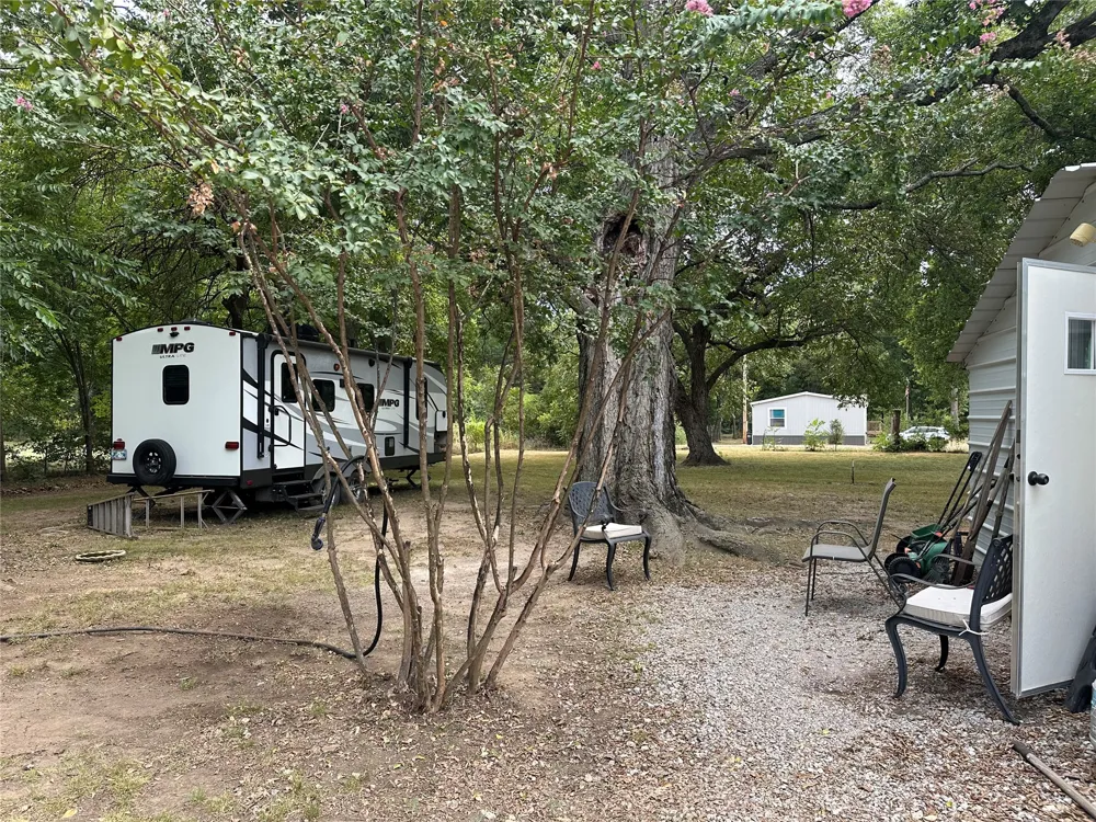 3558 Brock Road Ardmore, OK 73401