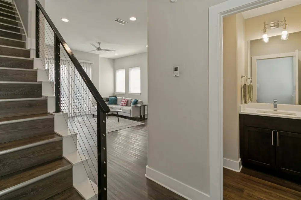 312 Feliks Gwozdz Place Fort Worth, TX 76104