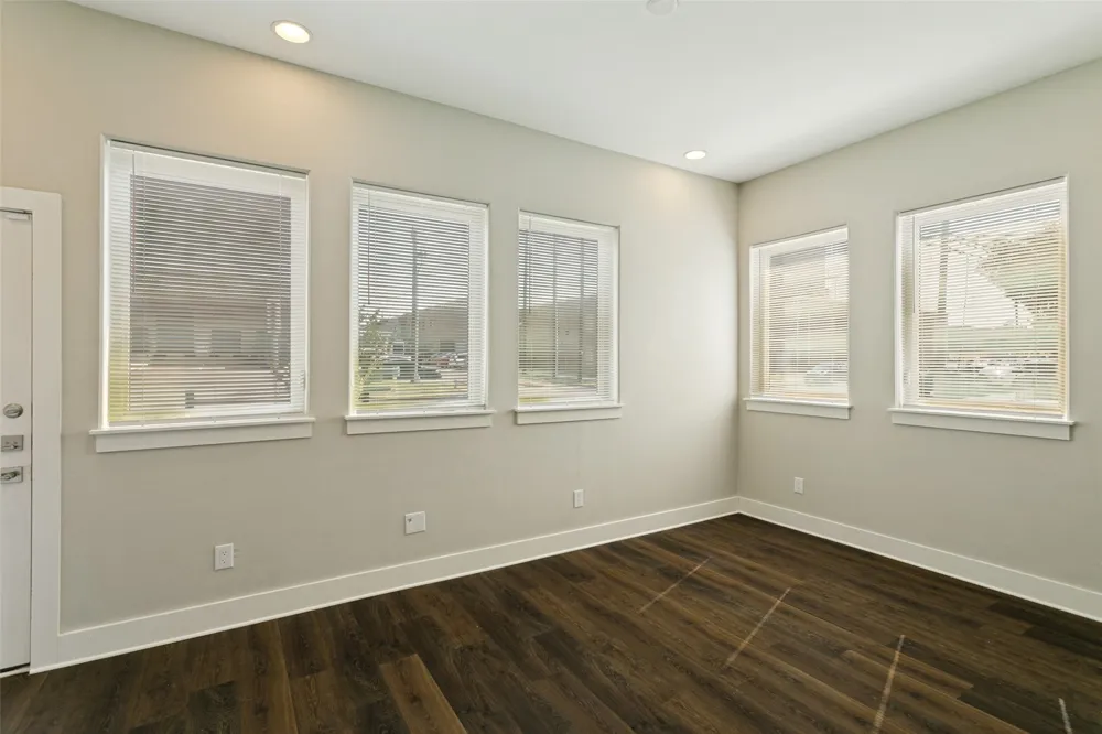 312 Feliks Gwozdz Place Fort Worth, TX 76104
