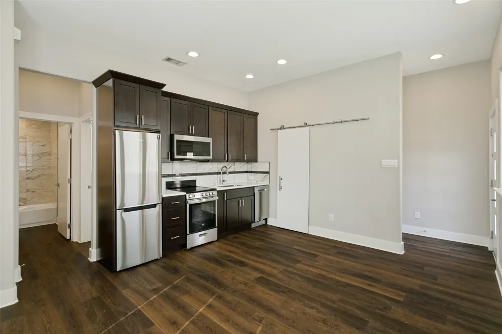 312 Feliks Gwozdz Place Fort Worth, TX 76104