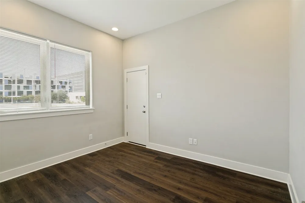 312 Feliks Gwozdz Place Fort Worth, TX 76104