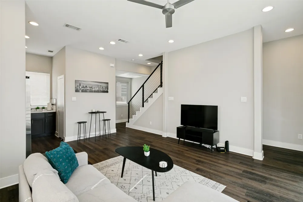 312 Feliks Gwozdz Place Fort Worth, TX 76104