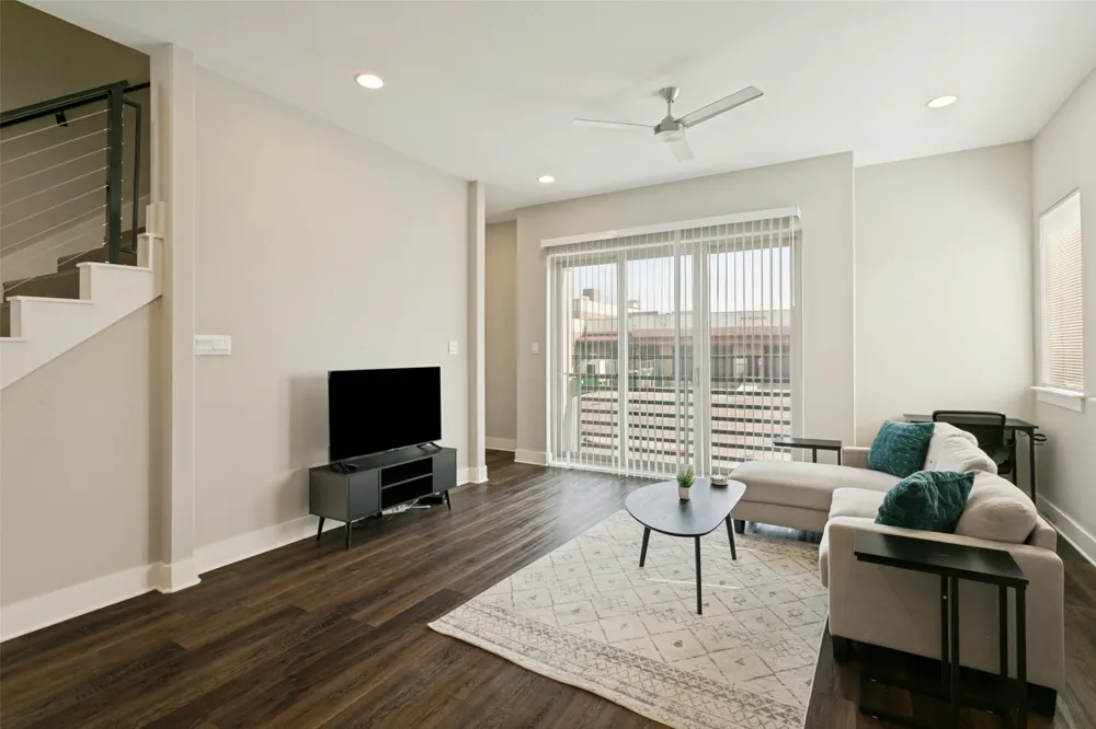 312 Feliks Gwozdz Place Fort Worth, TX 76104