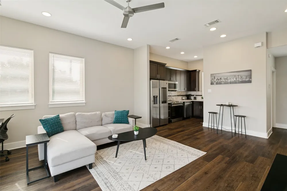 312 Feliks Gwozdz Place Fort Worth, TX 76104