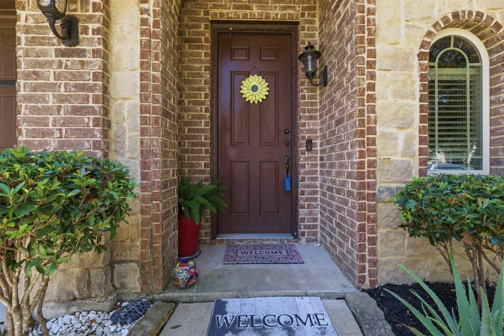 1216 Barberry Drive Burleson, TX 76028