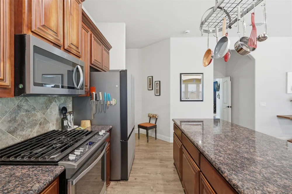 1216 Barberry Drive Burleson, TX 76028