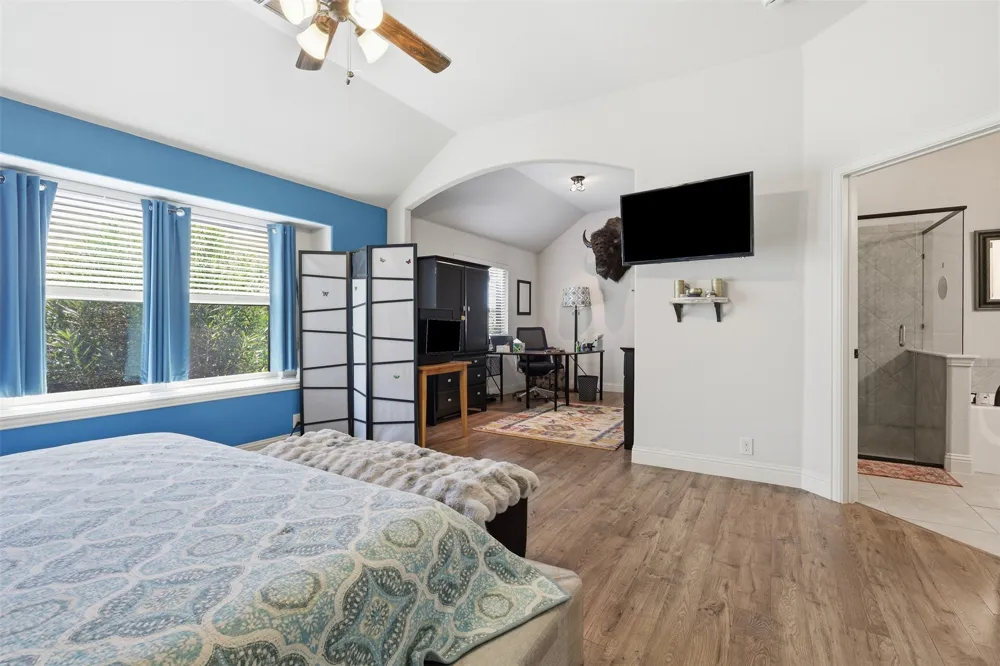 1216 Barberry Drive Burleson, TX 76028