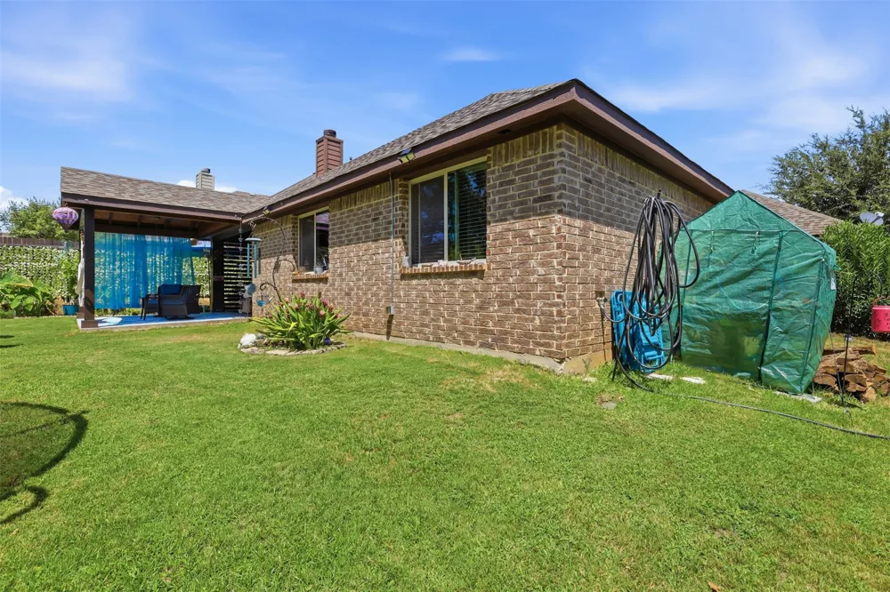 1216 Barberry Drive Burleson, TX 76028