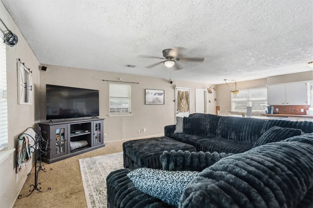 108 Circle Drive Davis, OK 73030