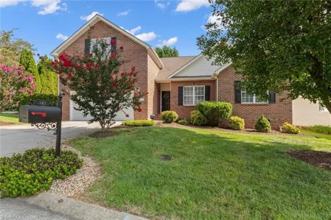 127 Brooks Landing Drive