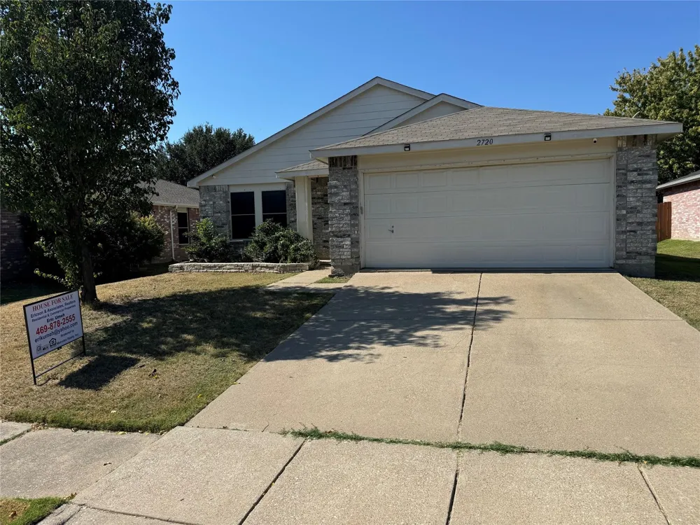 2720 Cedar Crest Drive Little Elm, TX 75068