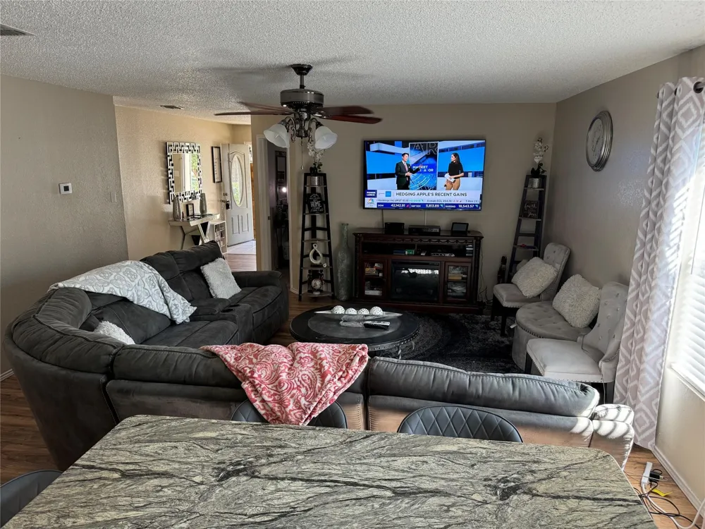 2720 Cedar Crest Drive Little Elm, TX 75068