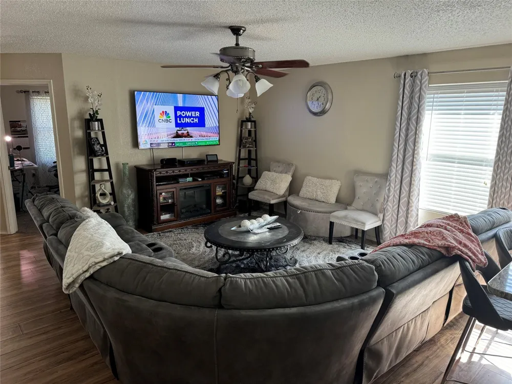 2720 Cedar Crest Drive Little Elm, TX 75068