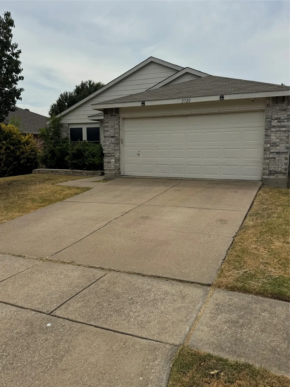 2720 Cedar Crest Drive Little Elm, TX 75068