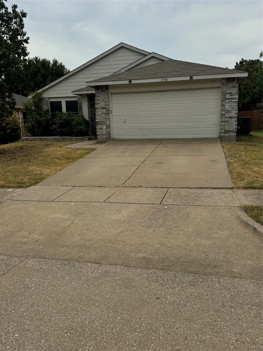 2720 Cedar Crest Drive Little Elm, TX 75068