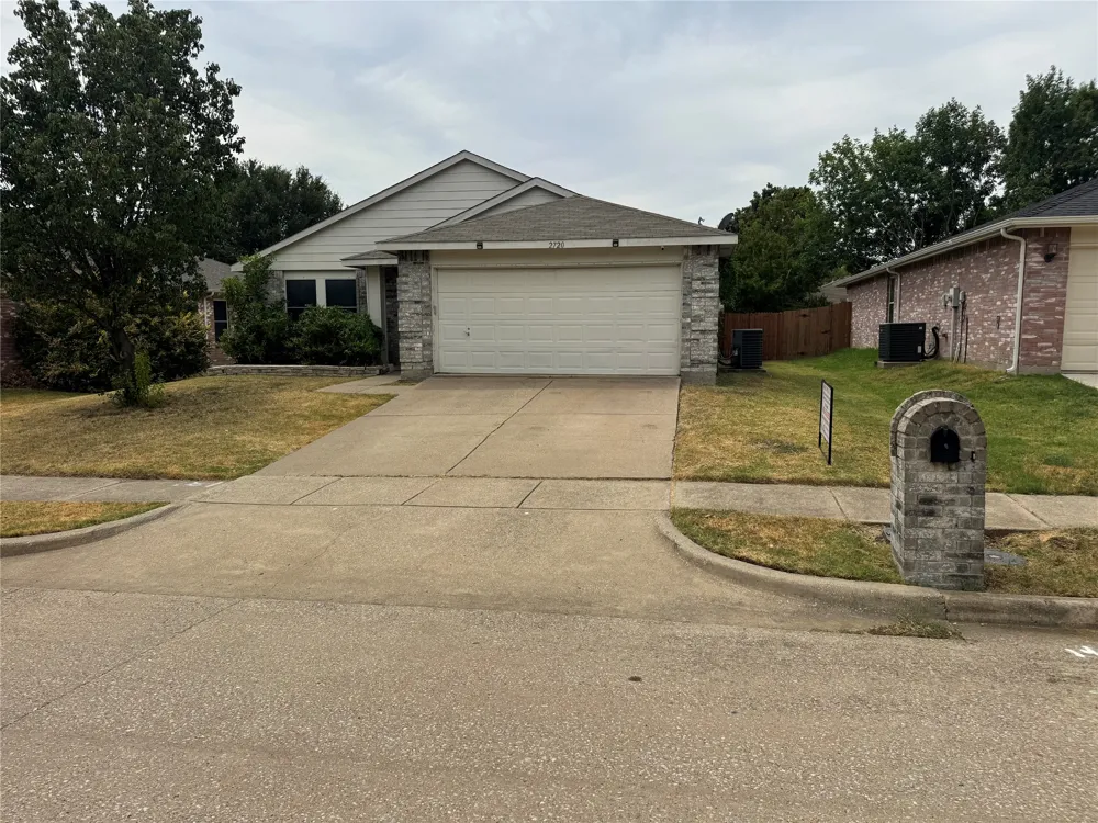 2720 Cedar Crest Drive Little Elm, TX 75068