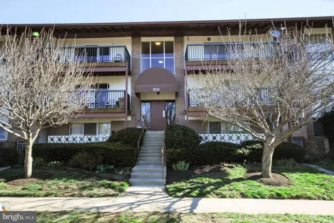 204 PARK TERRACE COURT SE #24