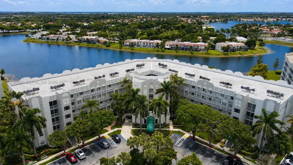10750 NW 66th St #413 Doral, FL 33178