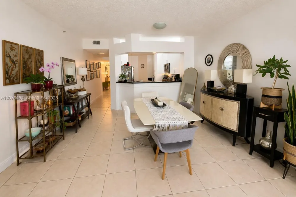 10750 NW 66th St #413 Doral, FL 33178